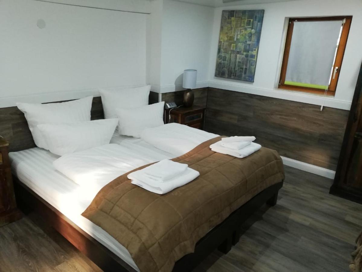 Risa Hotels - Landgasthaus Zum Kreuz Gaggenau Eksteriør bilde